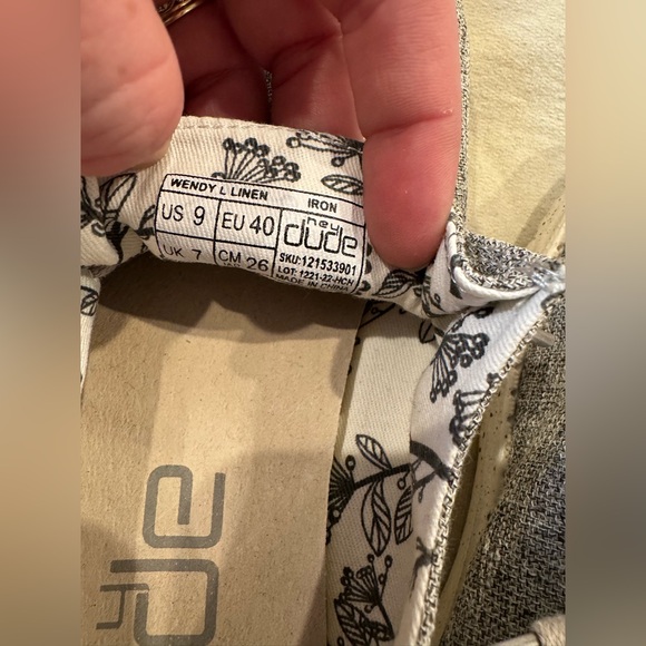 Hey Dude Wendy Linen shoes - Picture 4 of 11